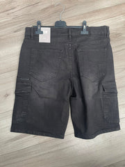 Men’s Black Cargo Denim Shorts in Berlin