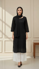 Classic Black Embroidered Kurta Set in Berlin