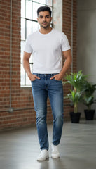 Men’s Slim Fit Mid-Wash Blue Denim Jeans in Berlin Germany