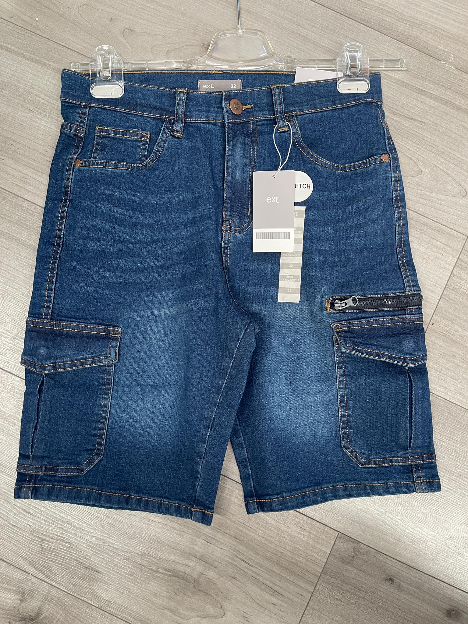 Men’s Blue Cargo Denim Shorts in Berlin